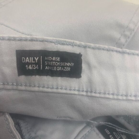 BUFFALO David Bitton Women’s Jeans Size 14 Waist 34 25” Inseam Ankle Grazer - Picture 5 of 11